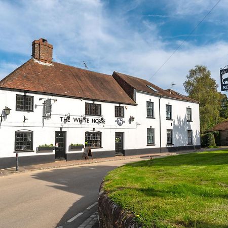 Hotel The White Horse, Rogate Petersfield Exterior foto