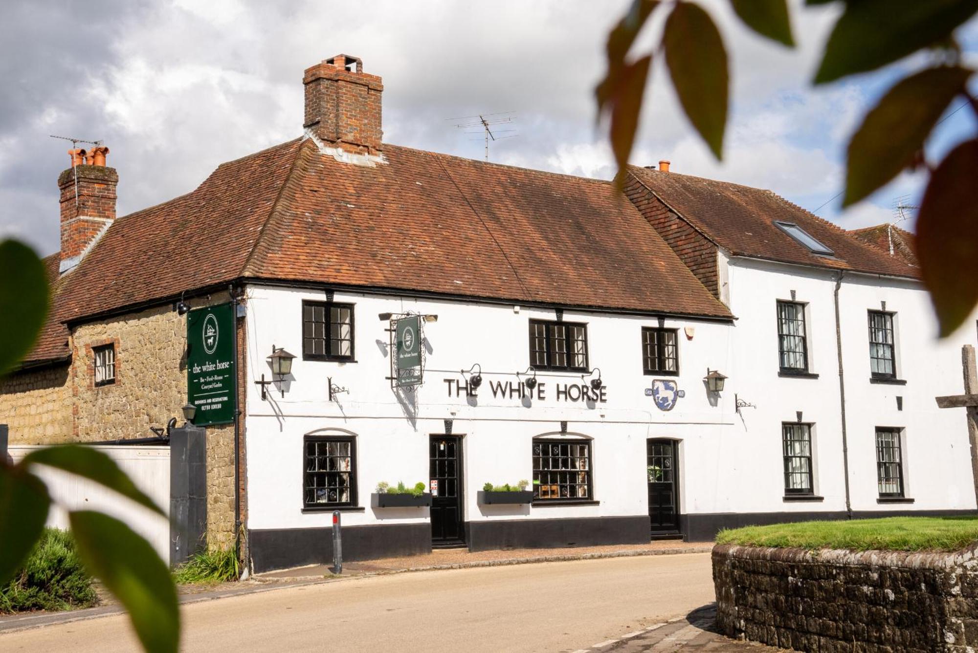 Hotel The White Horse, Rogate Petersfield Exterior foto